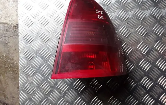 Citroen C5 Rear/tail lights 89034070