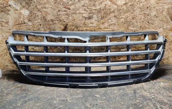Chrysler Pacifica Front bumper upper radiator grill 04857626AA