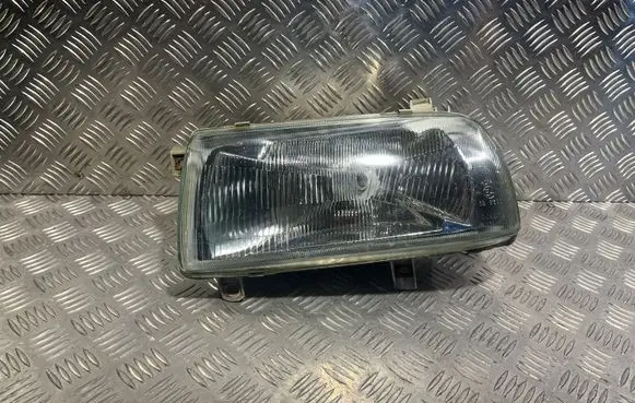 Volkswagen Vento Headlight/headlamp MVW741H081