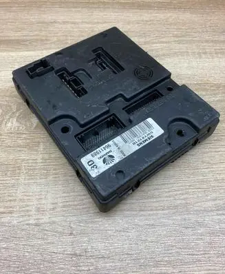 Chevrolet Evanda Comfort/convenience module 96411989 5WY8121B