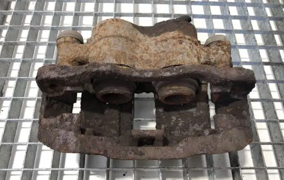 Iveco Daily 3rd gen Front brake caliper