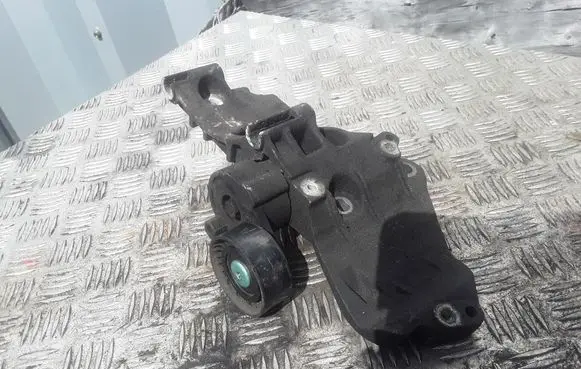 Renault Scenic II - Grand scenic II Generator/alternator bracket 8200669494