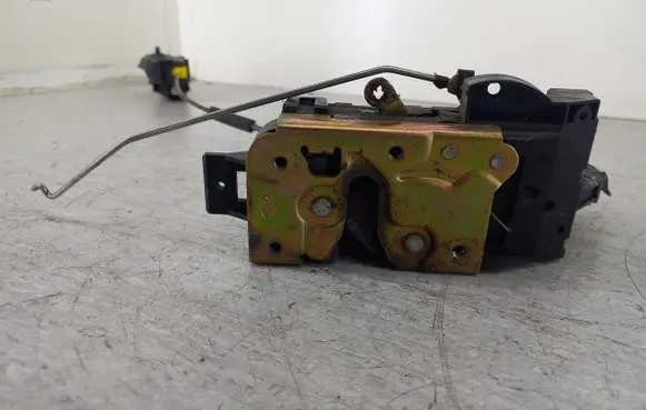 Ford Focus Front door lock 2S4A-A2181-CB