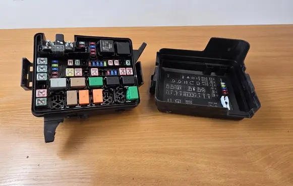 Hyundai i20 (BC3 BI3) Fuse box set 919A5Q0000