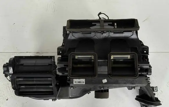 BMW 3 E90 E91 Interior heater climate box assembly 985327S