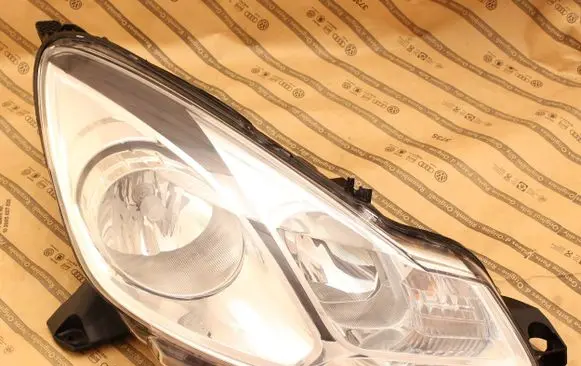 Citroen C3 Headlight/headlamp 967703388004