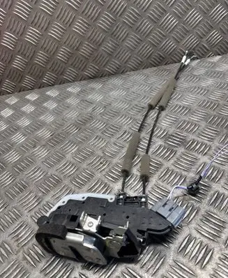 Nissan X-Trail T32 Rear door lock 825006FR0A