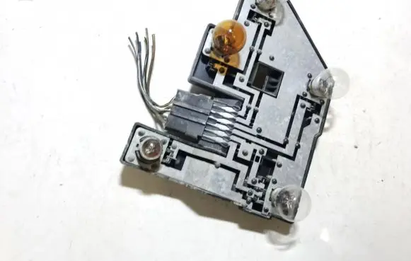 Opel Vectra B Tail light bulb cover holder 90568050