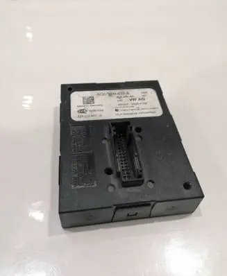 Skoda Octavia Mk3 (5E) Keyless (KESSY) go control unit/module 5Q0959435A 5ZA010947 5Q0959435