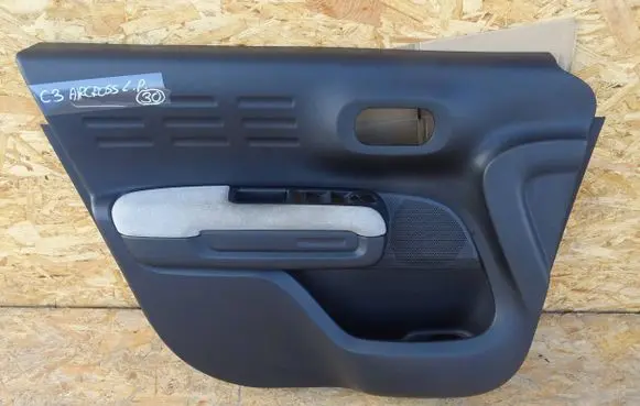Citroen C3 Aircross Front door card panel trim 475853623 T0521922 1743571X