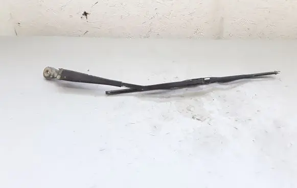 Mercedes-Benz Vito Viano W639 Rear wiper blade arm A6398200944