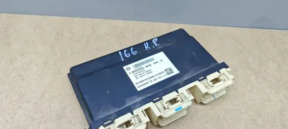 Mercedes-Benz ML W166 Seat control module A1668203426