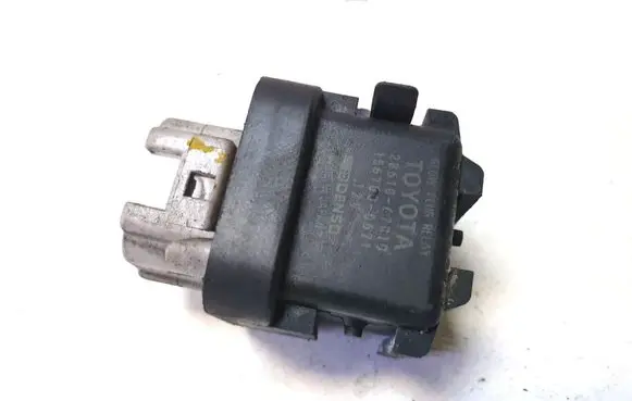 Toyota Avensis Verso Glow plug pre-heat relay 2861067010