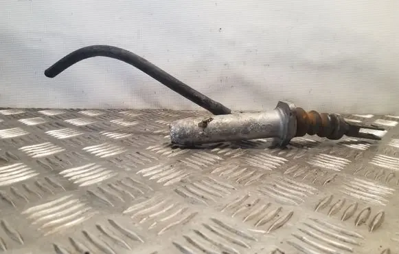 Audi 80 90 S2 B4 Clutch master cylinder 893721401D