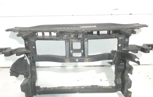 Volkswagen PASSAT B6 Radiator support slam panel 701010690B