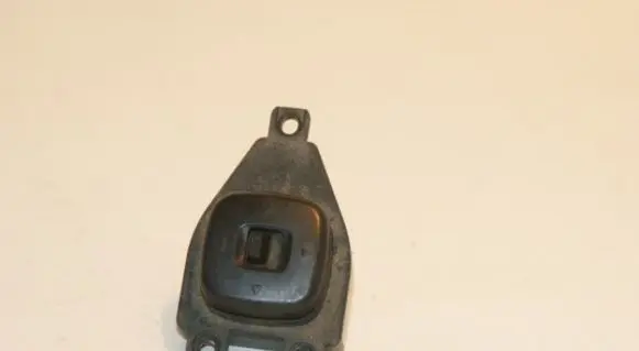 Mazda Premacy Wing mirror switch GE4T66600 BJ0E66600