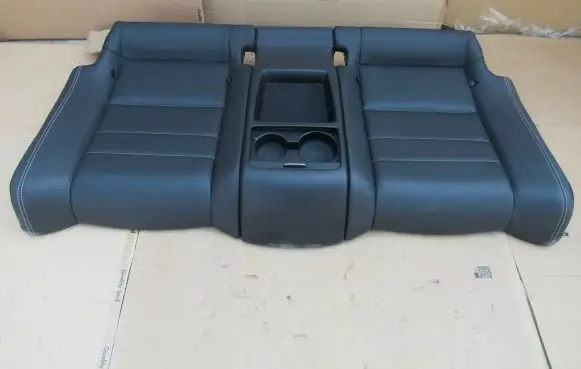 Mercedes-Benz E C207 W207 Second row seats CED1923