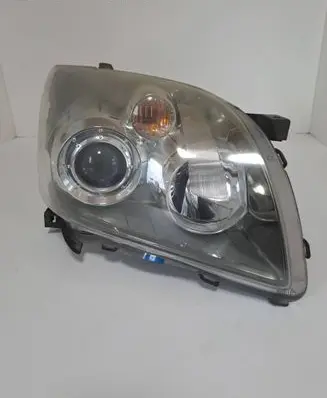 Toyota Avensis T250 Headlight/headlamp 35109 601GS