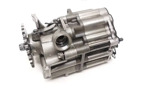 Mercedes-Benz C W206 Oil pump A6541802501