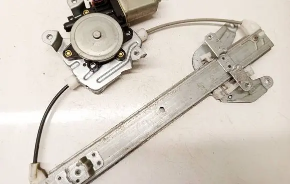 Nissan X-Trail T30 Sliding door window regulator with motor 