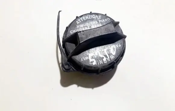 Hyundai i10 Fuel tank filler cap 