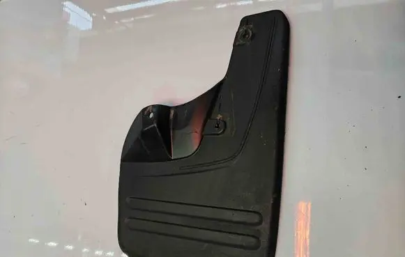 Toyota Hilux (AN10, AN20, AN30) Front mudguard 766210K060