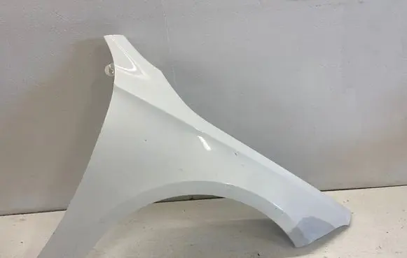 Mercedes-Benz A W177 Fender
