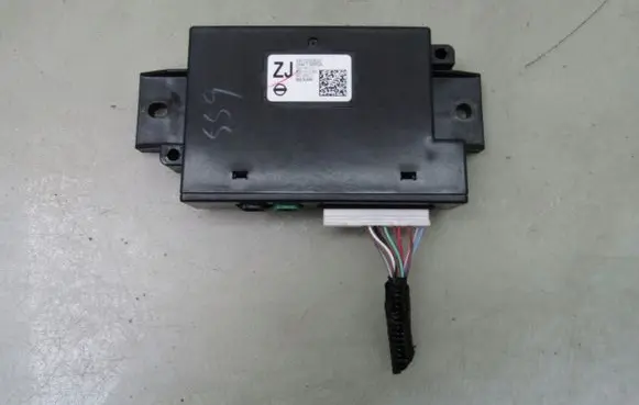 Nissan X-Trail T33 Other control units/modules 284E76RP0A