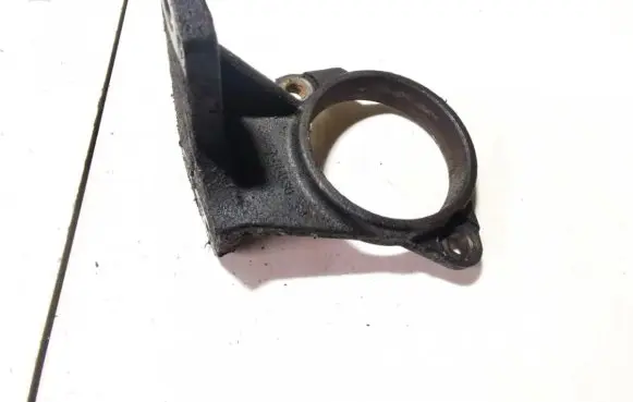 Toyota Avensis T250 Engine mounting bracket 4345705030