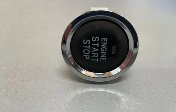 Toyota Corolla Verso E121 Engine start stop button switch 15A710