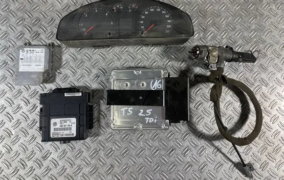 Volkswagen Transporter - Caravelle T5 Engine ECU kit and lock set 0281012911 070906016CG 1C0909605A