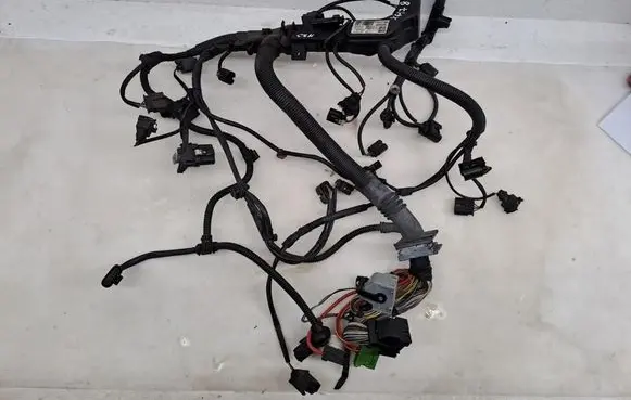 BMW 3 E92 E93 Engine installation wiring loom 8508696