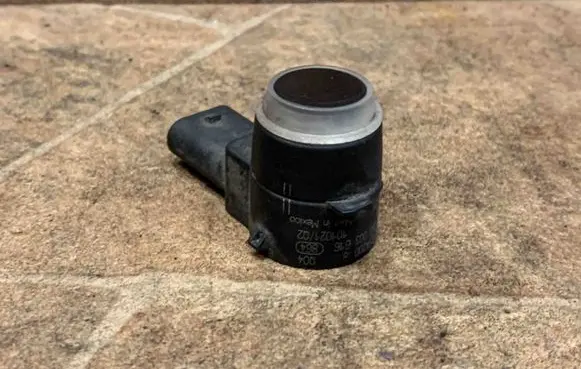 Mercedes-Benz E W212 Parking PDC sensor A2125420018