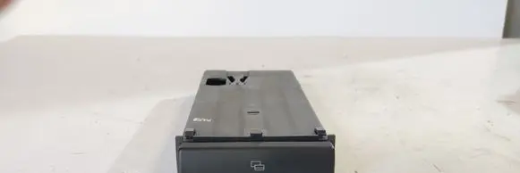 Audi A3 S3 A3 Sportback 8P Dashboard storage box/compartment 8P0941561