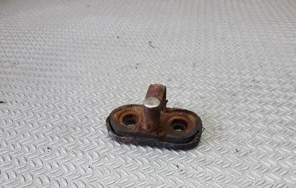 Volkswagen Golf V Loading door lock loop/hook striker 1T0827517