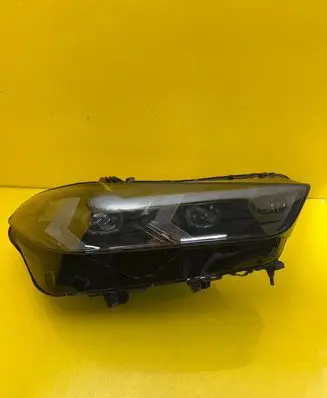 BMW X5 G05 Headlight/headlamp 5A8E116-01