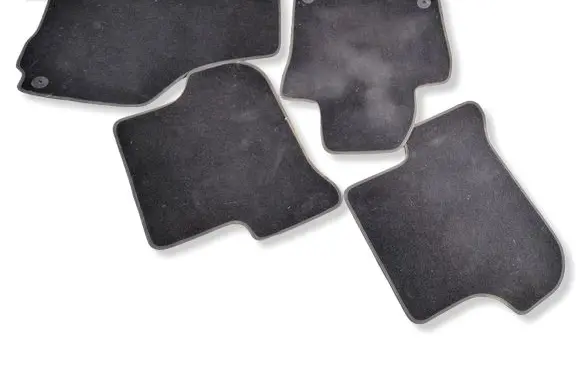 Skoda Yeti (5L) Car floor mat set 5L1863011C
