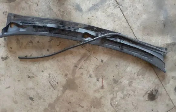 Nissan Primera Wiper trim 668622F900 668626F000