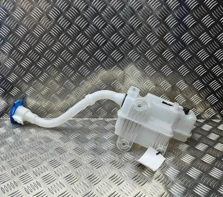 Volkswagen Multivan T6 Windshield washer fluid reservoir/tank 7T0955453A 1K6955651