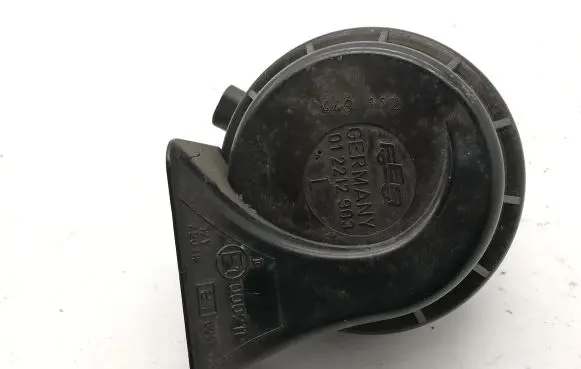 Mercedes-Benz E W212 Horn signal E1000211