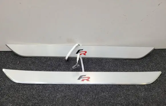 Seat Leon (5F) Trim molding 5F4947417A 16072019 CD26405