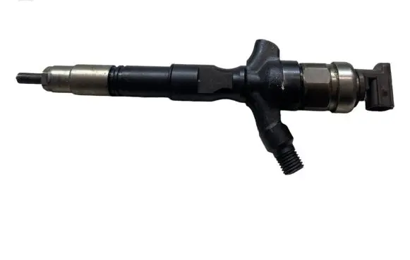 Toyota Land Cruiser (J120) Fuel injector 2367030140