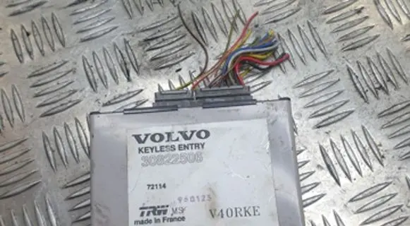 Volvo S40, V40 Other control units/modules 30822506 72114