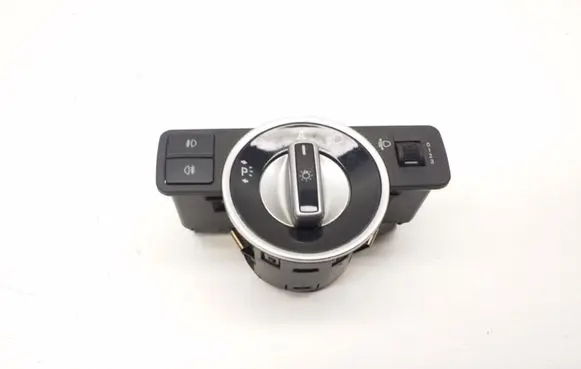 Mercedes-Benz C W204 Light switch A2049058002