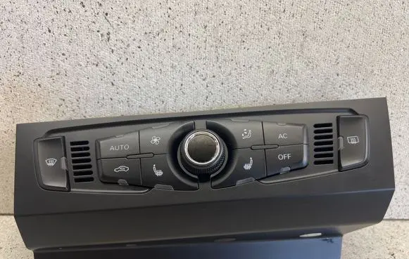 Audi A5 8T 8F Climate control unit 8T1820043AN A2C53346675