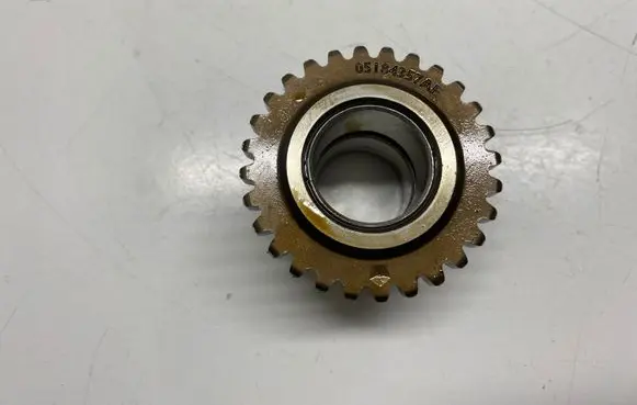 Dodge Challenger Camshaft pulley/ VANOS 05184357AE