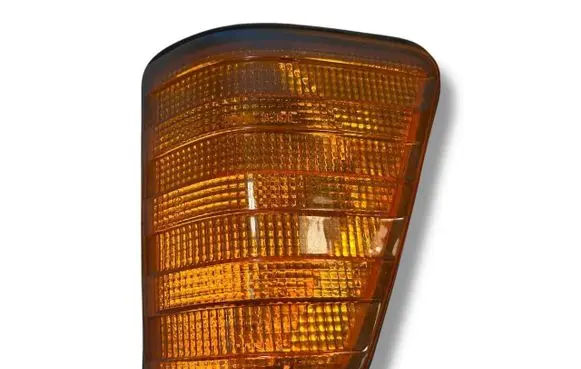 Mercedes-Benz T1 Front indicator light 183570B