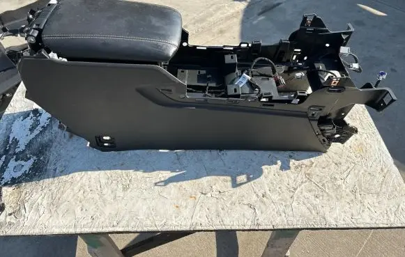 Jeep Grand Cherokee WL Armrest 68472822AA