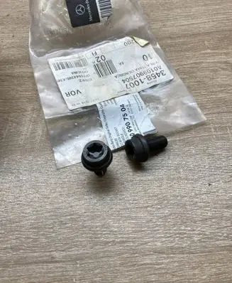 Nuts/bolts