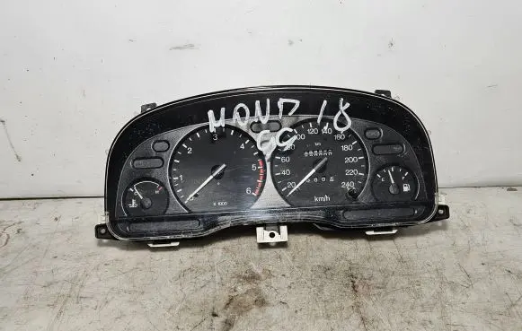 Ford Mondeo MK II Speedometer (instrument cluster) 3M5F10841B